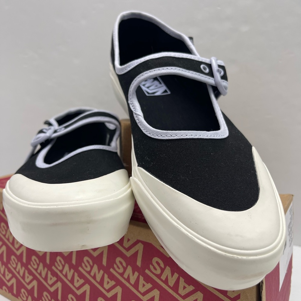 Vans WMNS Mary Jane VN000CRRBMA Buckle Sandals Sneakers - Picture 6 of 16